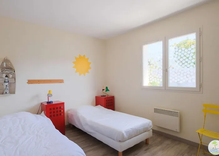 Bourg Avec Piscine Biscarrosse